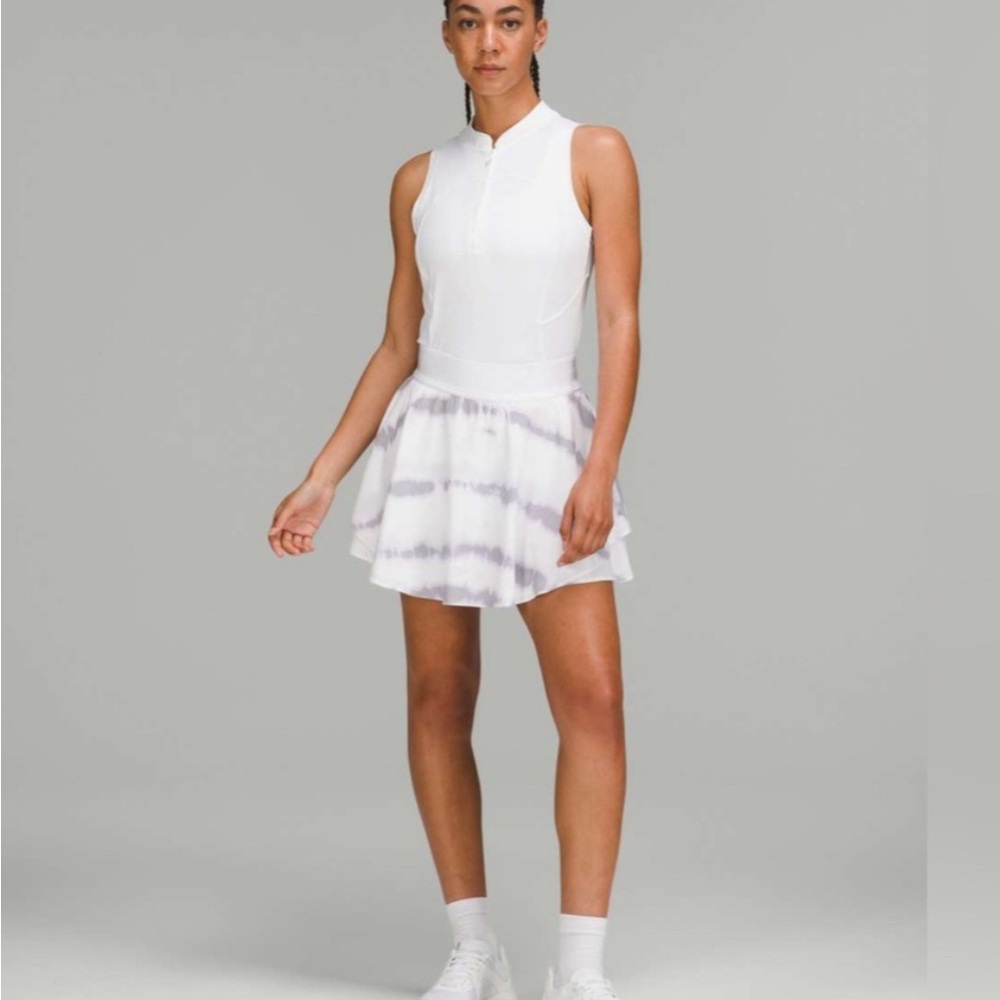Lululemon Court Rival High-Rise Skirt *Long
Transverse Lilac Multi Size‎ 4
